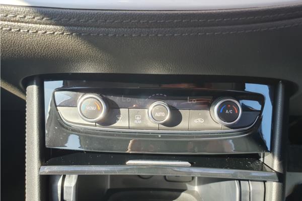 2019 Vauxhall Grandland X 1.2 Turbo SE SUV 5dr Petrol Auto 8Spd Euro 6 (s/s) (130 ps) - Cloth, photo 16