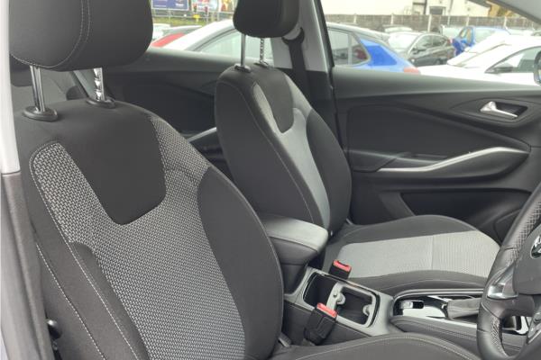 2019 Vauxhall Grandland X 1.2 Turbo SE SUV 5dr Petrol Auto 8Spd Euro 6 (s/s) (130 ps) - Cloth, photo 34