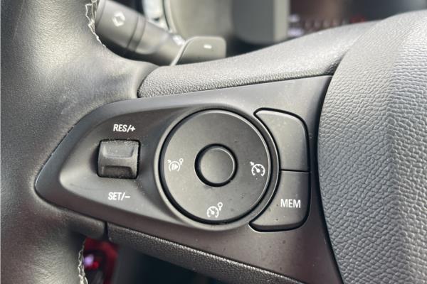 2020 Vauxhall Corsa 1.2 Turbo Elite Nav Premium Hatchback 5dr Petrol Auto Euro 6 (s/s) (100 ps) - IMAGINATION CAPTAIN BLUE/MISTR, photo 18