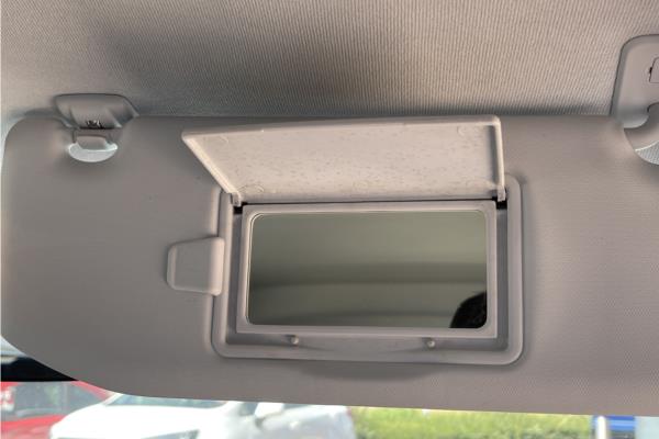 2021 Vauxhall Corsa 1.2 Turbo SE Hatchback 5dr Petrol Auto Euro 6 (s/s) (100 ps) - Cloth, photo 38